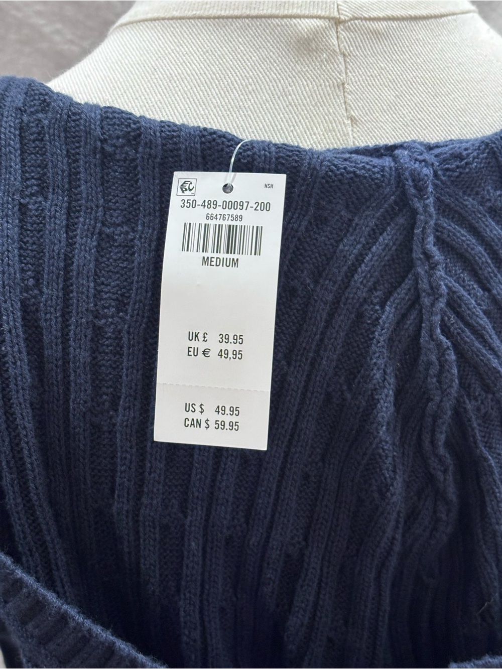 Hollister Cable Knit V Neck Hoodie Sweater Navy Blue Size Medium M NWT - Picture 8 of 10